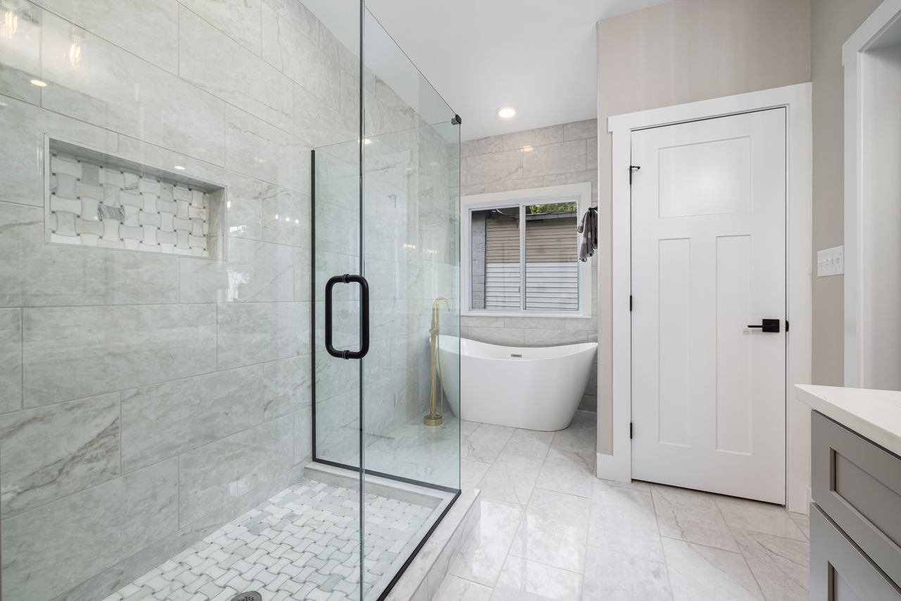 frameless glass in luxury modern shower